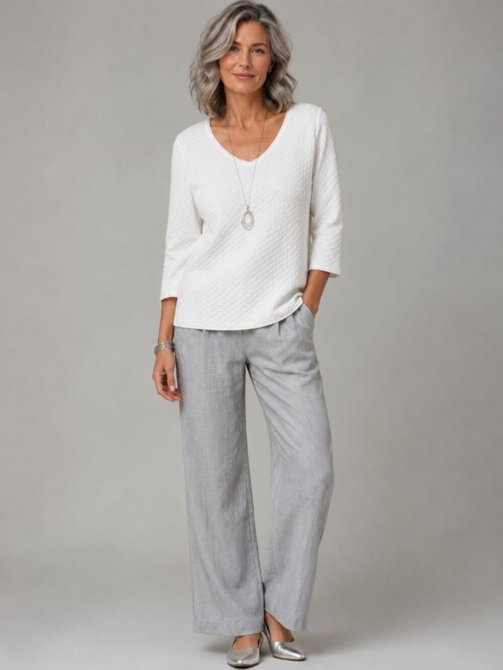 Silver Ox Womens Textured Thermal Top  W/Lace Trim White/Gray Large